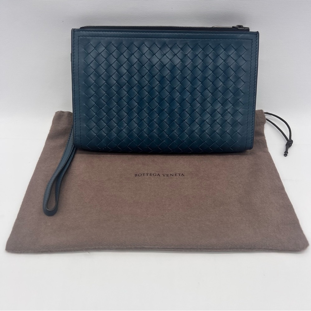 BOTTEGA VENETA ​Intrecciato Leather Wristlet Wallet